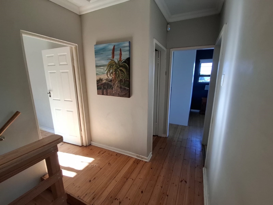 5 Bedroom Property for Sale in Nahoon Eastern Cape